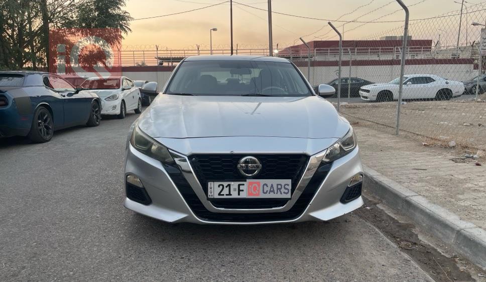 نیسان ئەلتیما